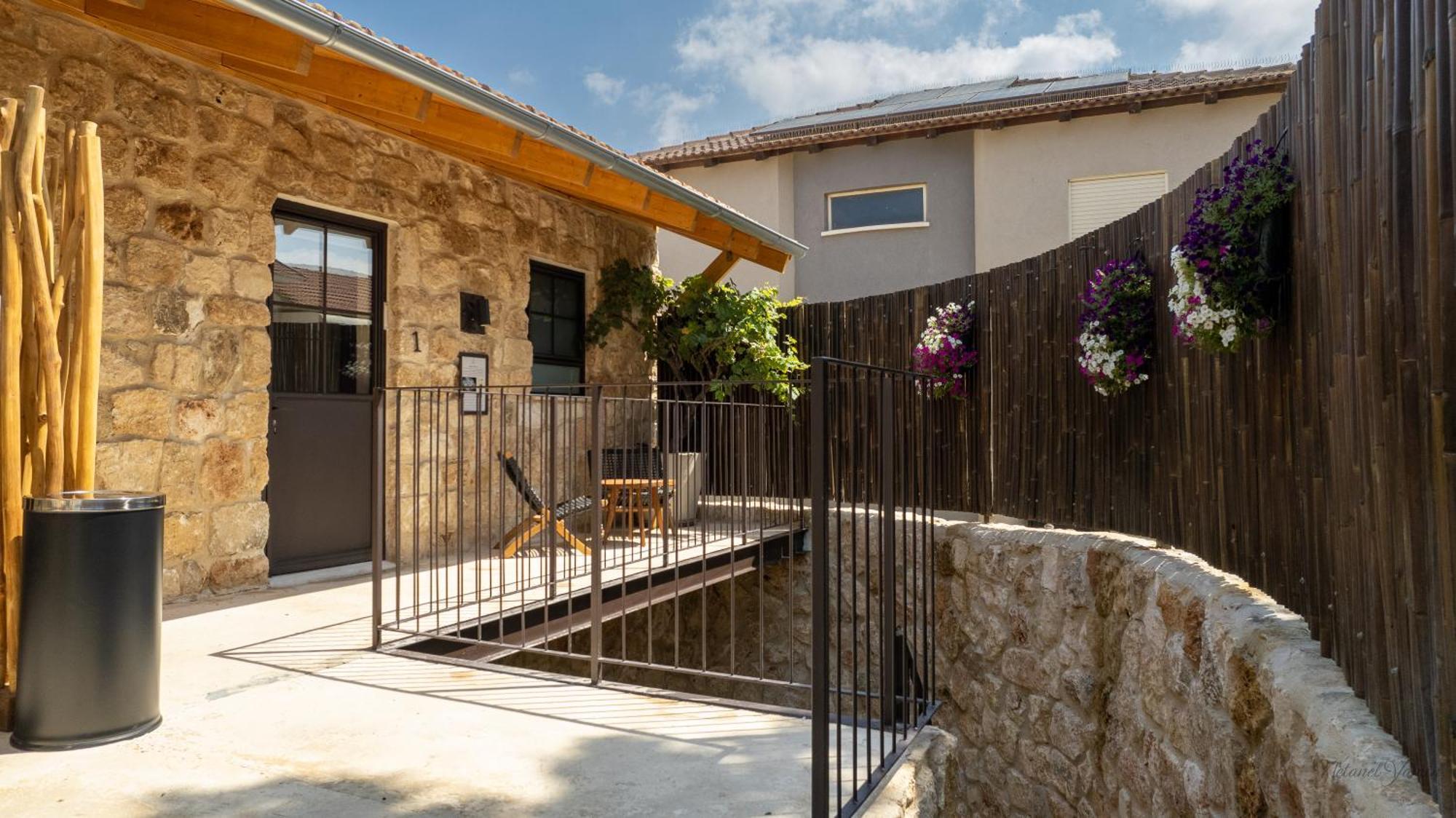 זכרון יעקב Hagafen Boutique Suites מראה חיצוני תמונה